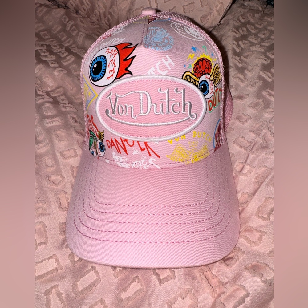 Von Dutch hat